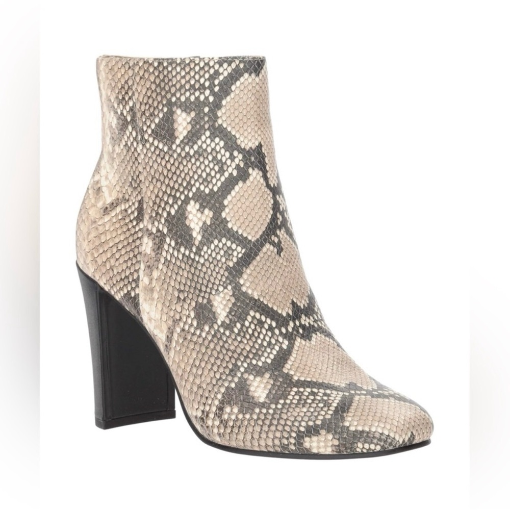 $180 MRSP Dolce Vita Nilani Snakeskin Animal Print Ankle Boots Size 8 M